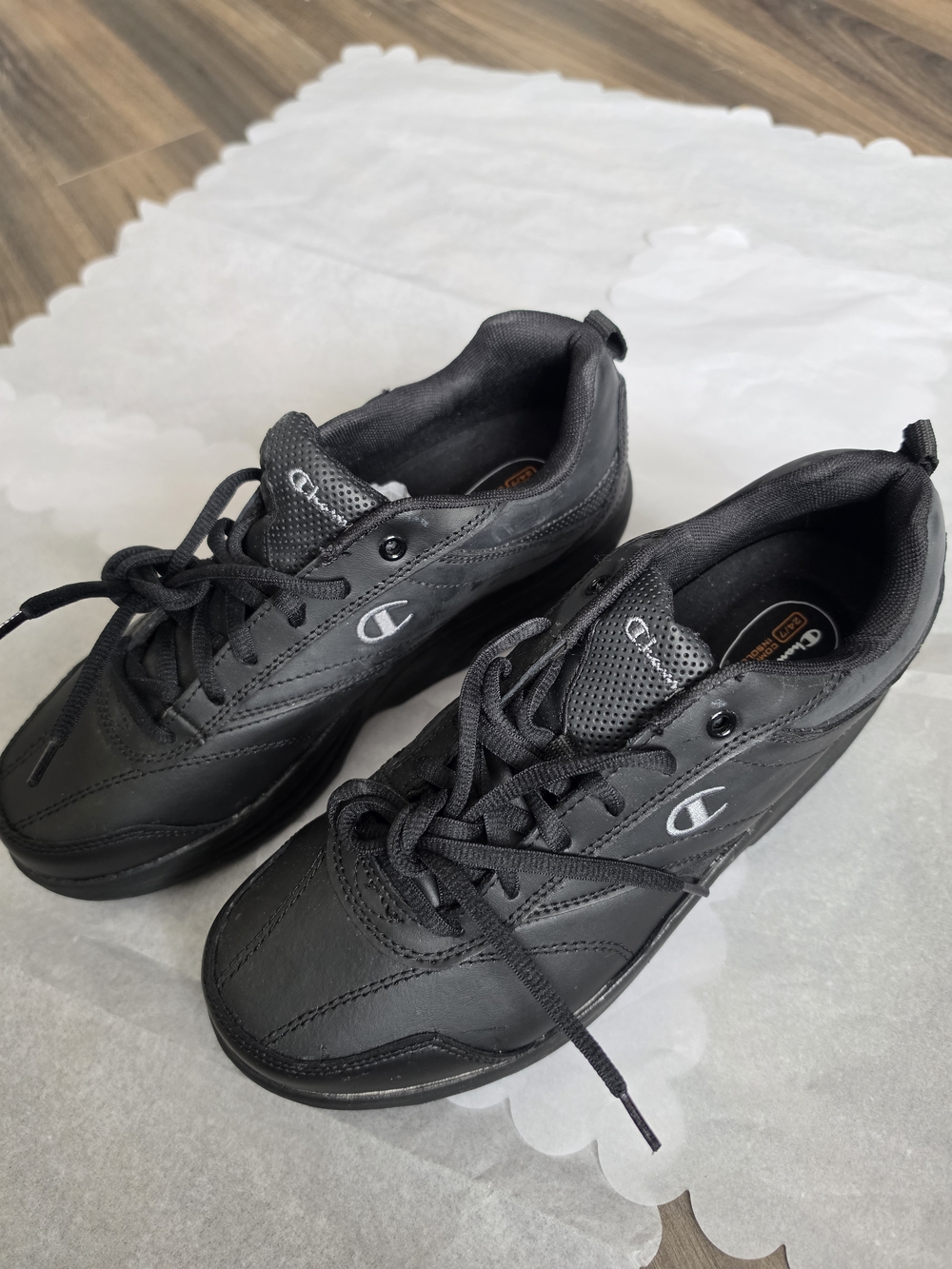 Champion Men's Classic Black Leather Lace-Up Sneakers US 9.5 EUR42